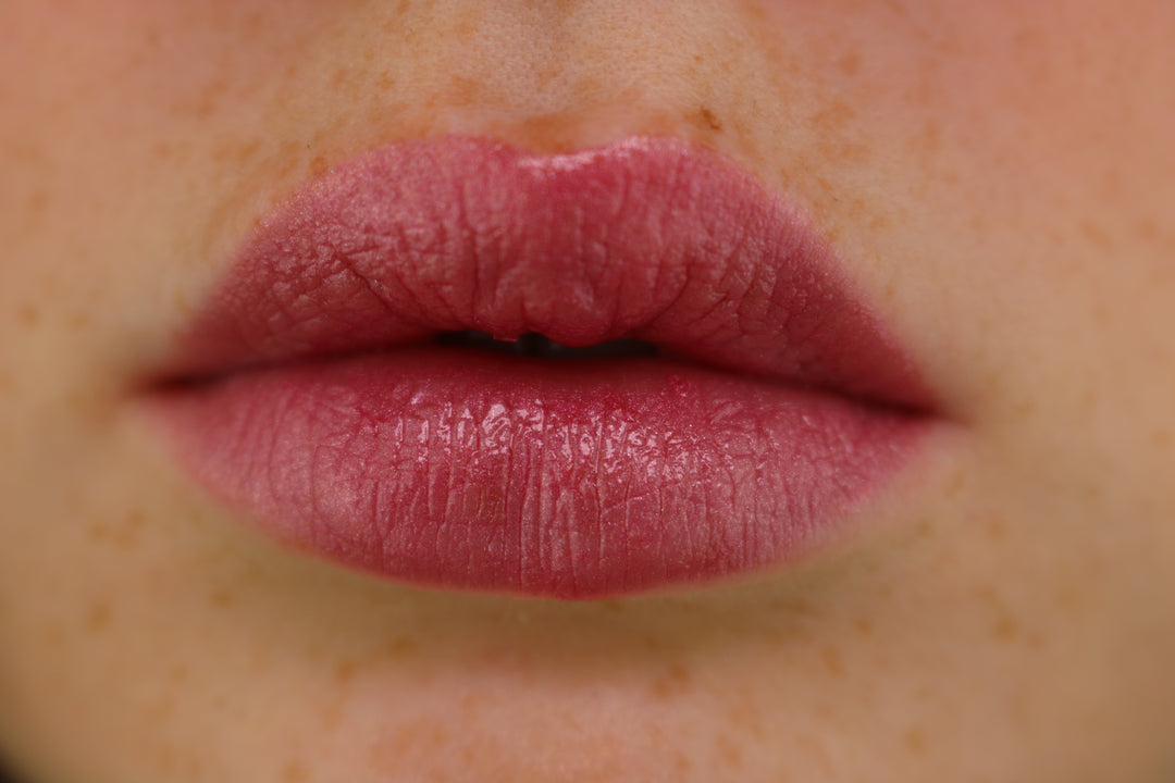 656 Lip Gloss With Love